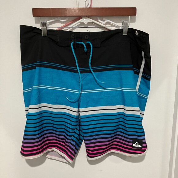 Quiksilver Men's Dry Flight Striped Board Shorts, Black/Blue Multi, Size 36 - Picture 1 of 3